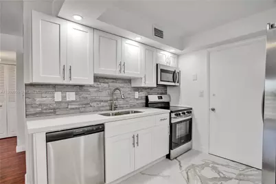 1901 S Ocean Dr #207, Hollywood, FL 33019 - Photo 2