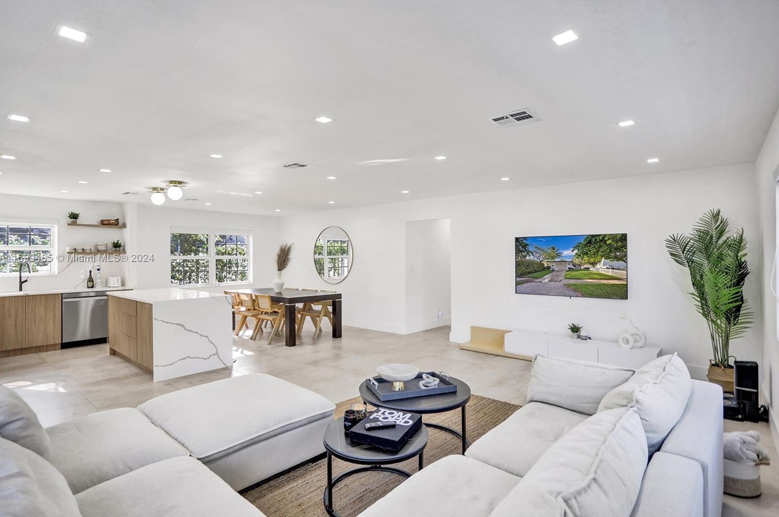 1610 Polk St #1, Hollywood, FL 33020