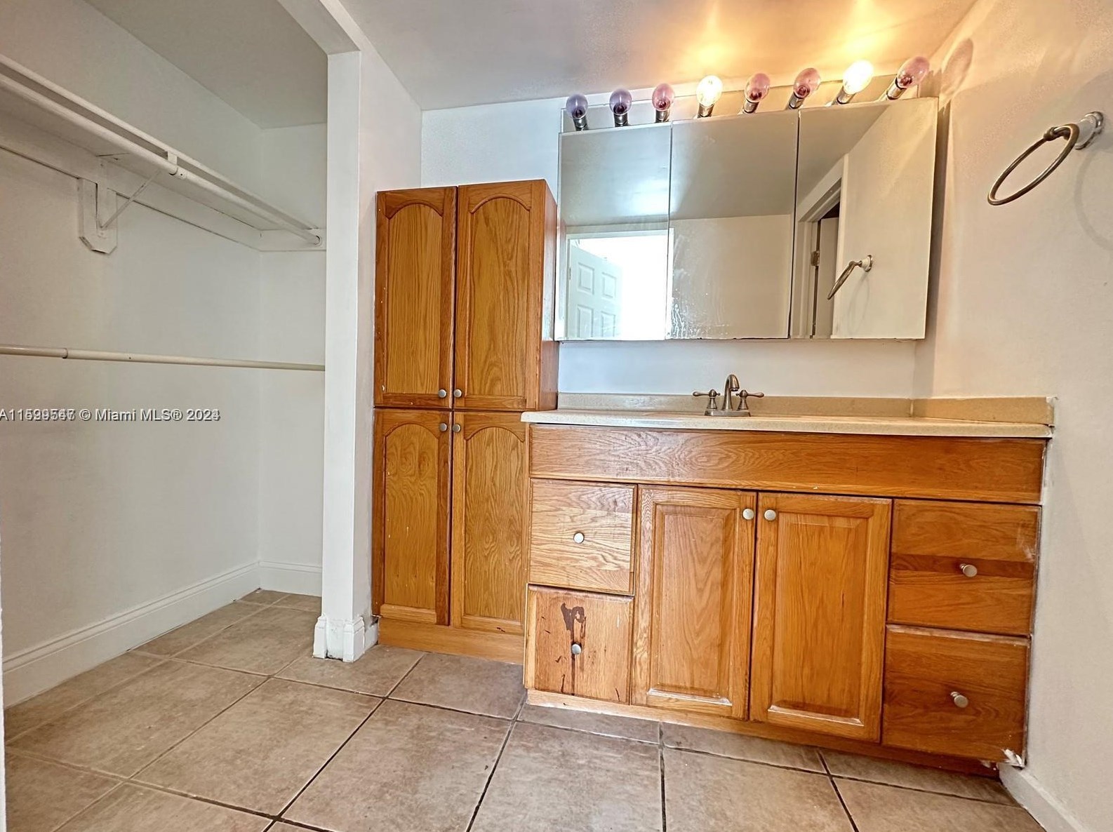 1801 S Treasure Dr #228, Miami, FL 33141