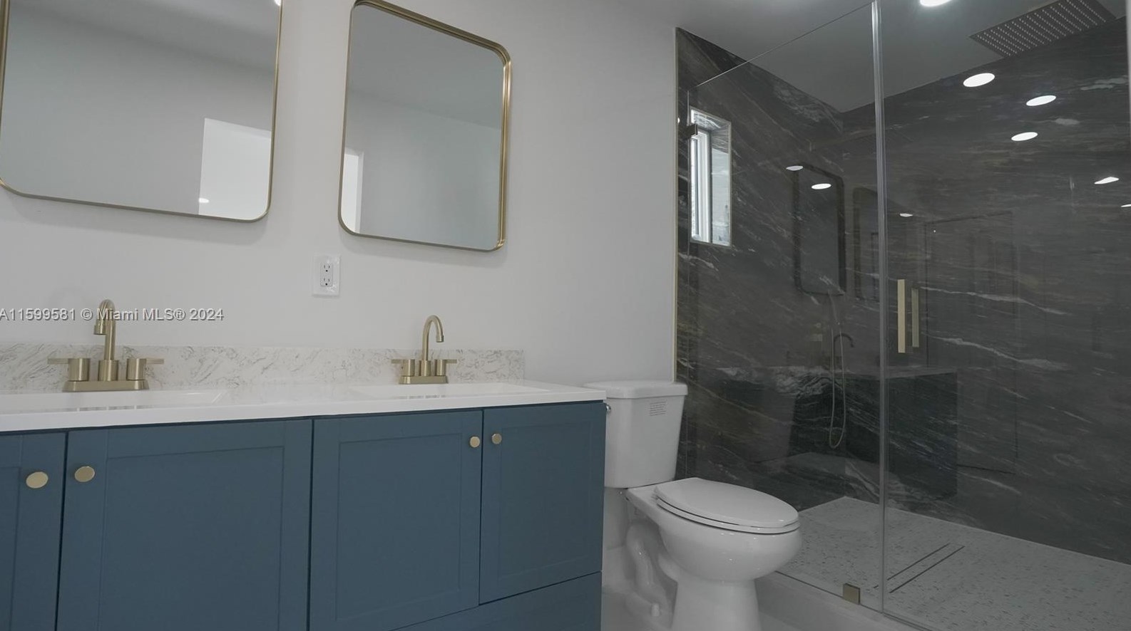 7302 140 Ct, Miami FL 33186-5725 exterior