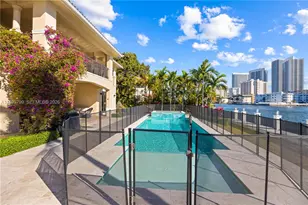 [Address not provided], Hallandale Beach, FL 33009 - Photo 8