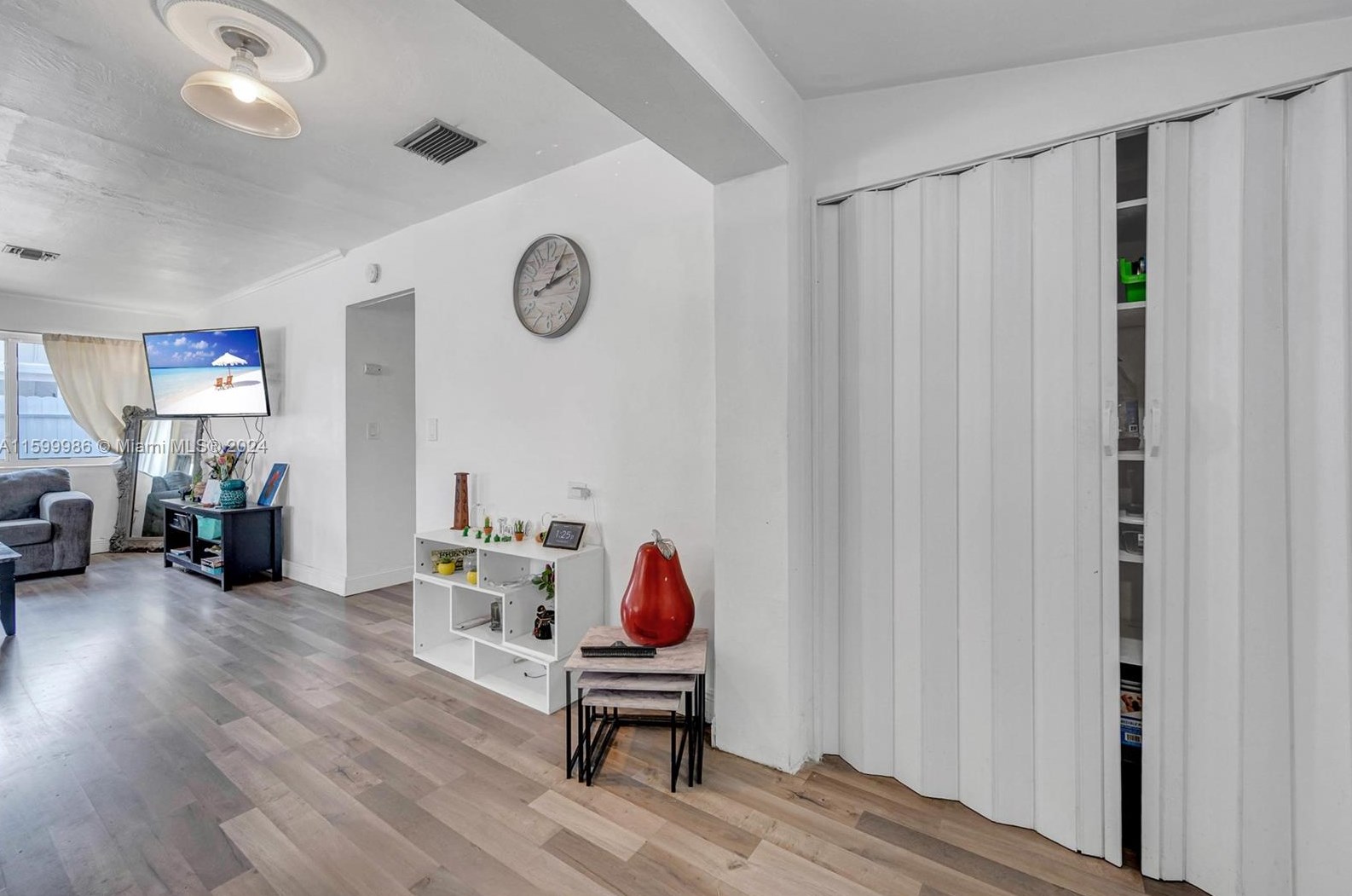 7330 Miramar Pkwy, Hollywood FL 33023-5851 exterior