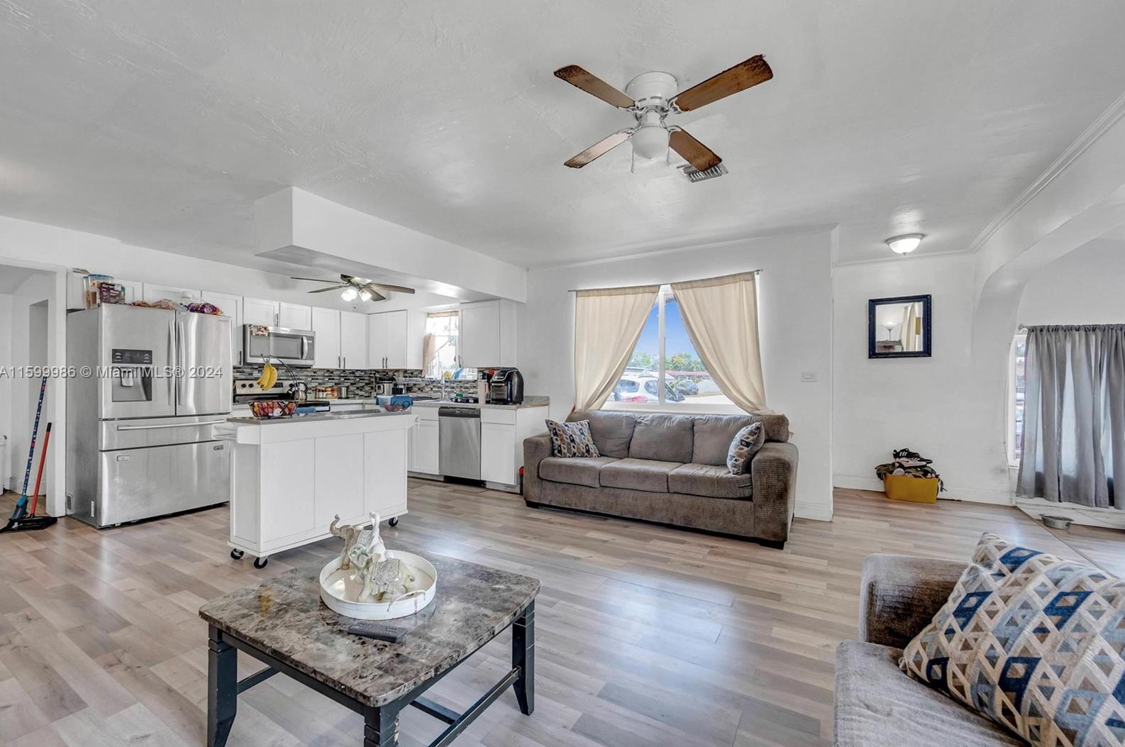 7330 Miramar Pkwy, Hollywood FL 33023-5851 exterior