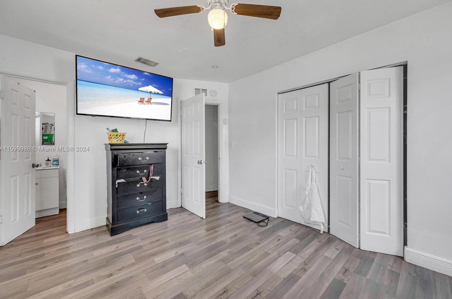 7330 Miramar Pkwy, Hollywood FL 33023-5851 exterior