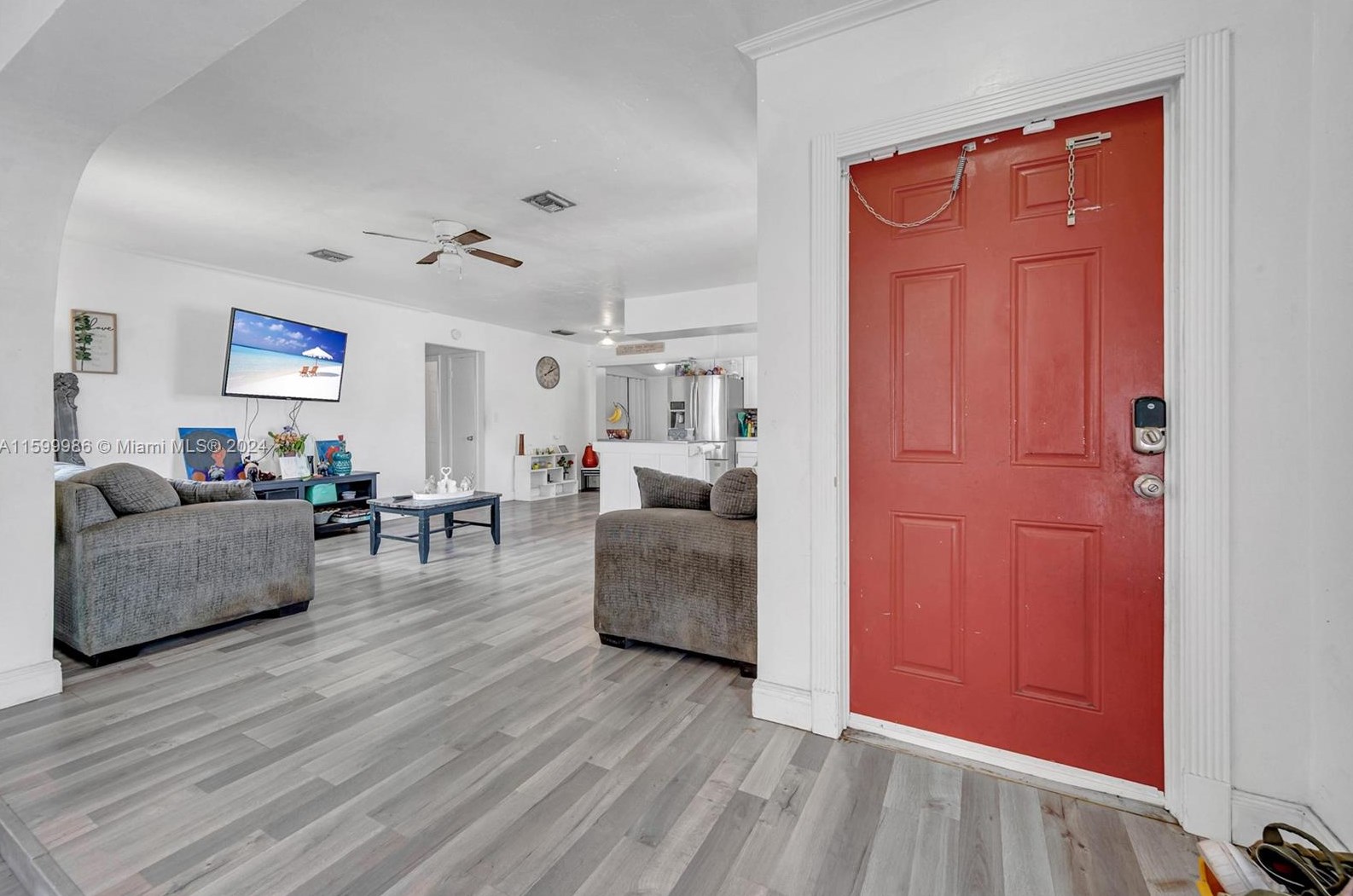 7330 Miramar Pkwy, Hollywood FL 33023-5851 exterior