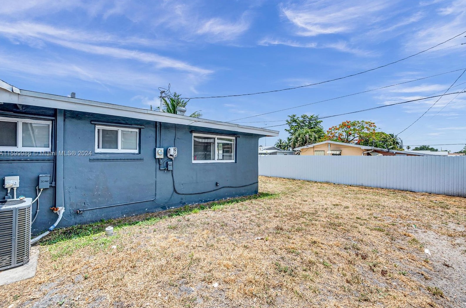 7330 Miramar Pkwy, Hollywood FL 33023-5851 exterior