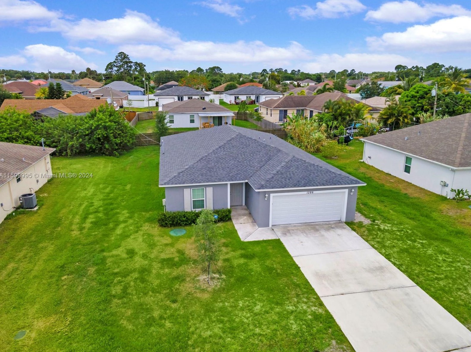 1286 Patricia Ave, Fort Pierce, FL 34953-5007