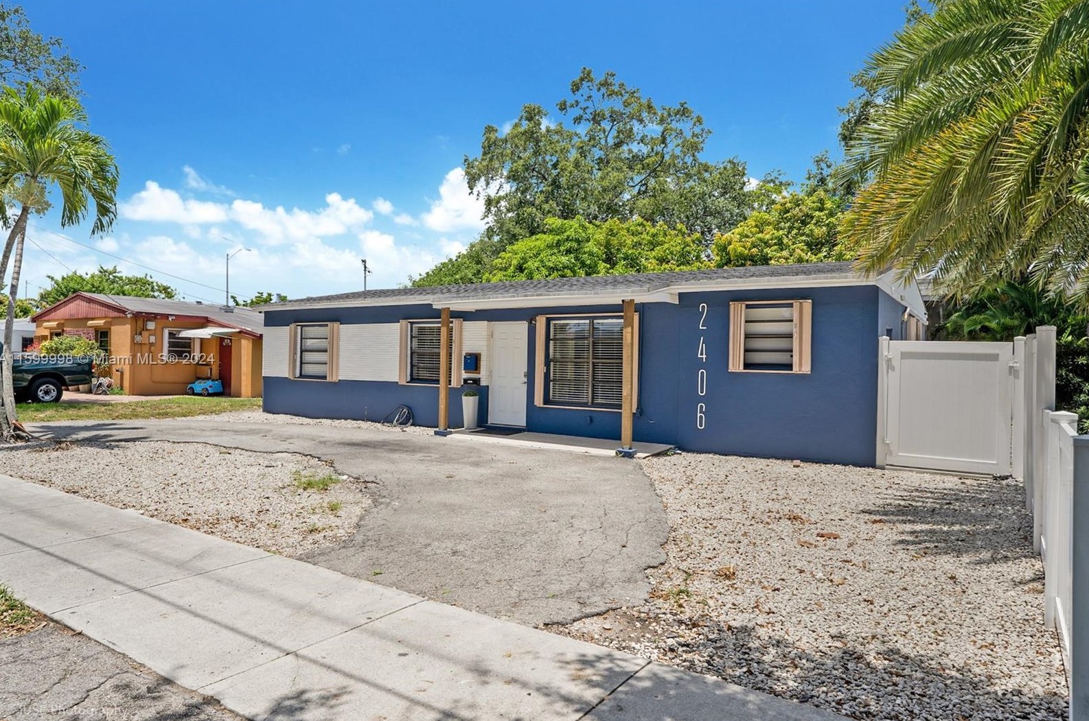 2406 28th Ave, Hollywood, FL 33020-1814
