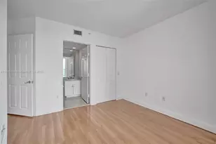 3370 Hidden Bay Dr, Aventura, FL 33180 - Photo 30