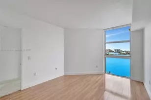 3370 Hidden Bay Dr, Aventura, FL 33180 - Photo 38