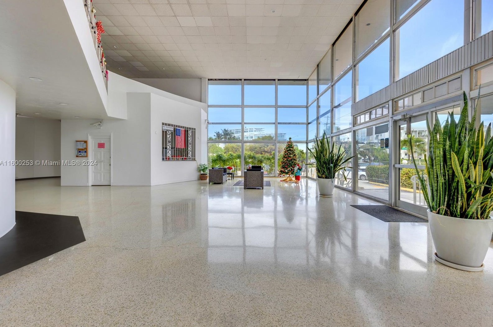 6484 Indian Creek #231, Miami, FL 33141