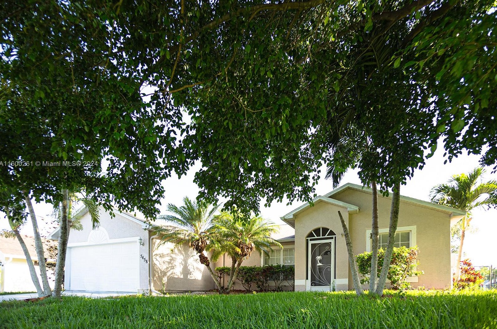 5458 Nw Empress Cir, Fort Pierce, FL 34983