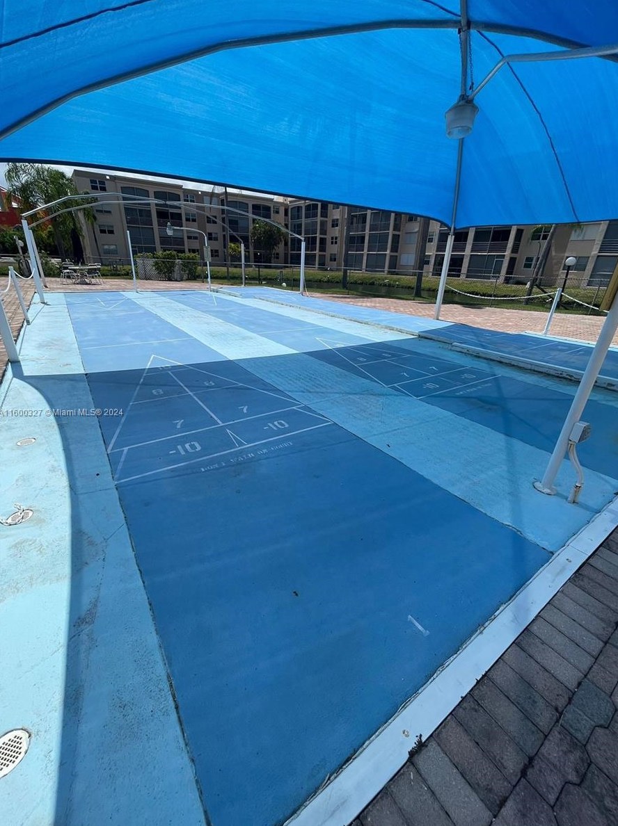 501 Dania Beach Blvd, Dania Beach FL  33004-3223 exterior