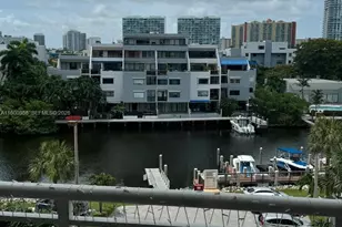 400 Kings Point Dr, Sunny Isles Beach, FL 33160 - Photo 6