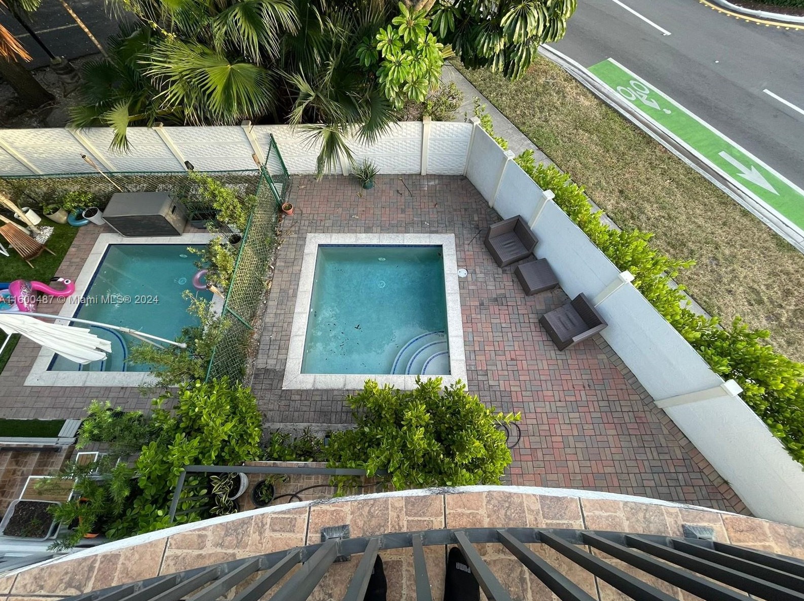 3500 Ne 166th St, Miami, FL 33160