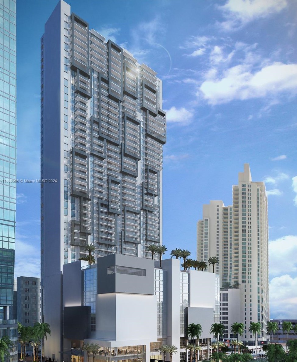 340 Se 3rd St #ph5, Miami, FL 33131