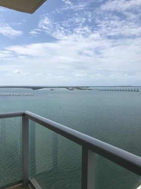 1155 Brickell Bay Dr #2209, Miami, FL 33131