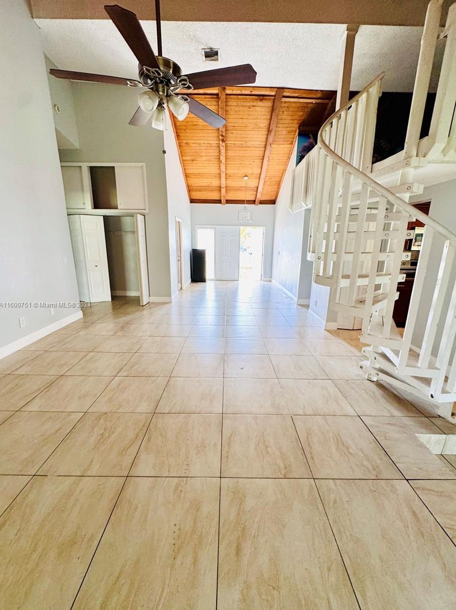 8941 Azalea Cir, Hollywood, FL 33025-2407