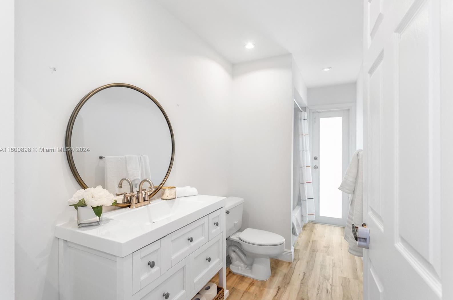 9391 212 Ter, Miami FL 33189-3728 exterior