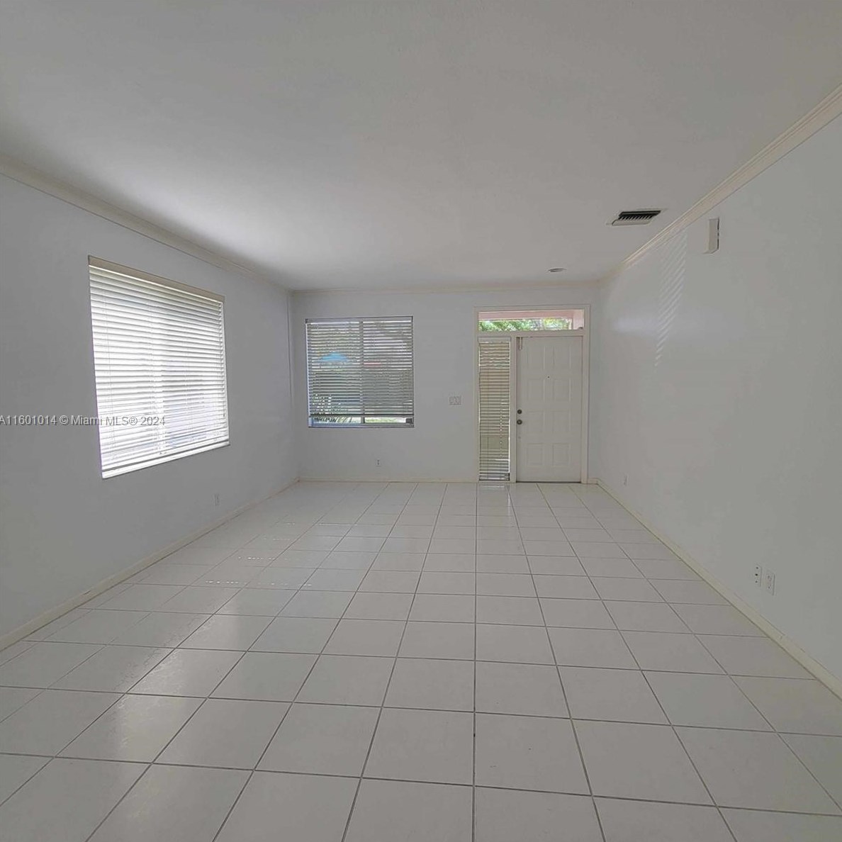 10096 Country Brook Rd, Boca Raton, FL 33428-4216