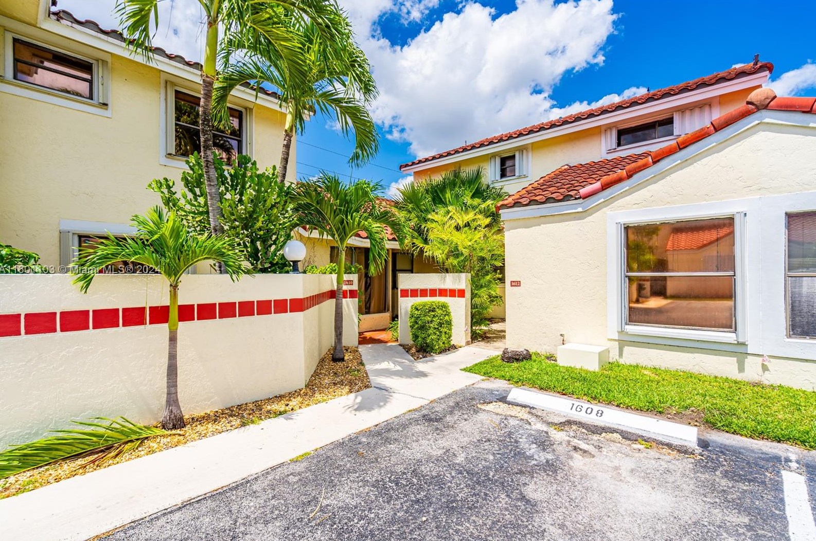 1612 San Remo Cir #1612, Homestead, FL 33035