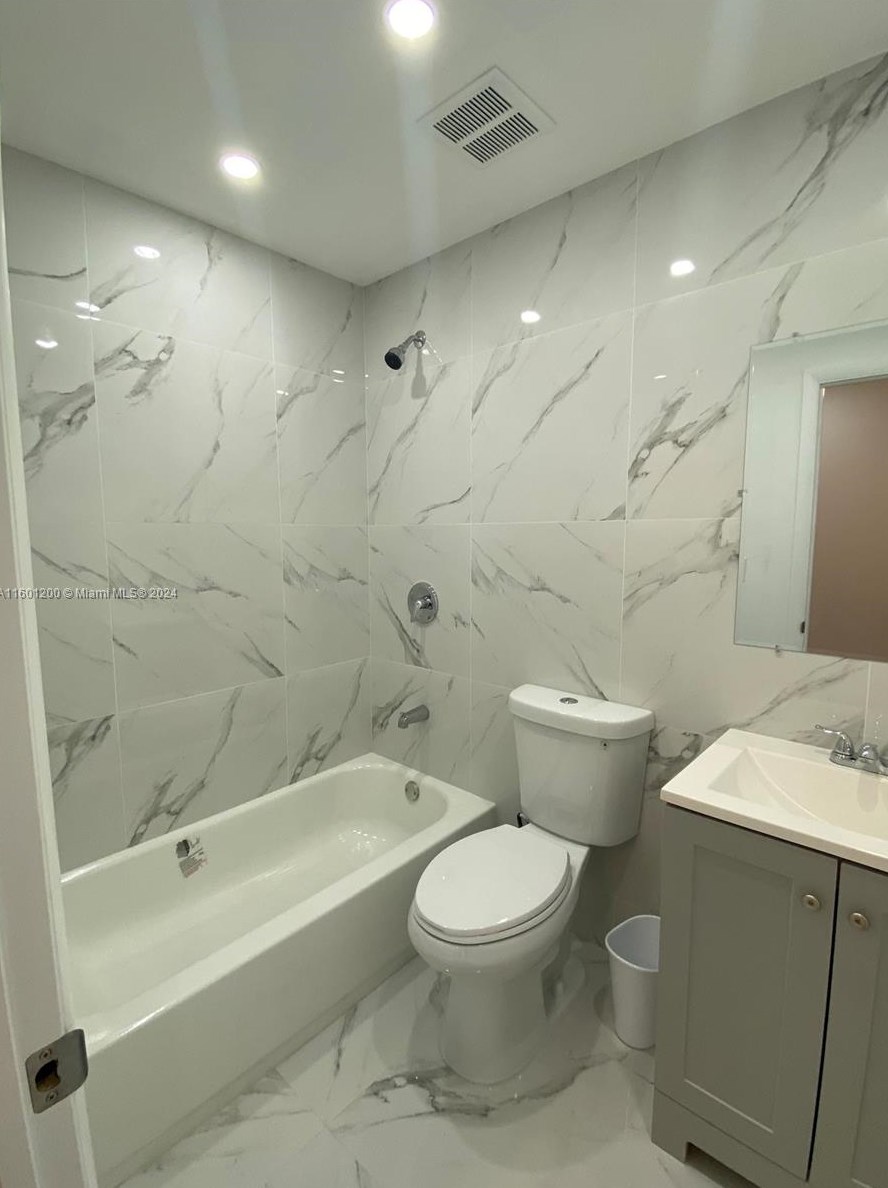 11014 Sw 242nd St #1, Homestead, FL 33032