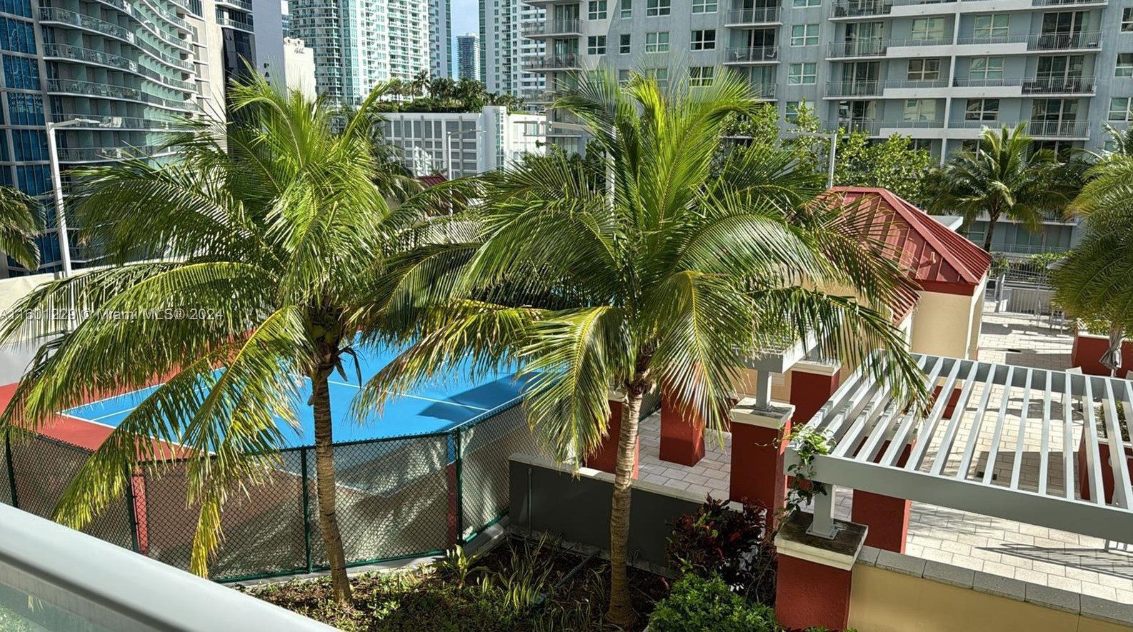 1155 Brickell Bay Dr, Miami FL 33131-2983 exterior