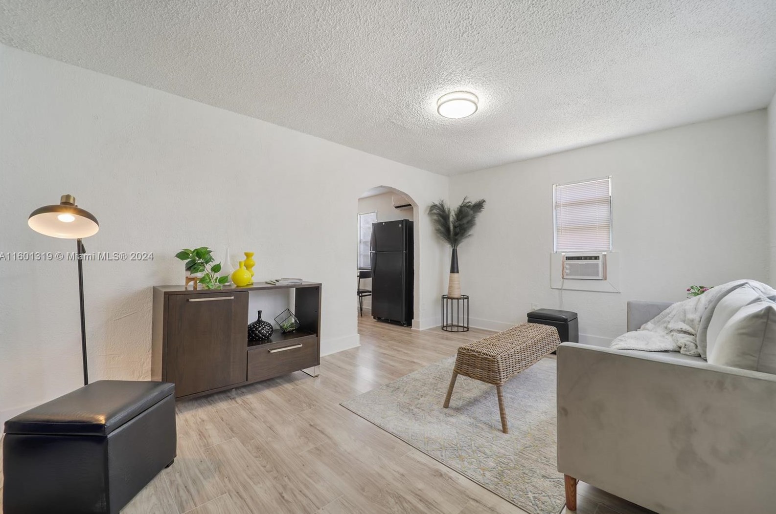 2560 67th Ave, Miami FL  33155-2920 exterior