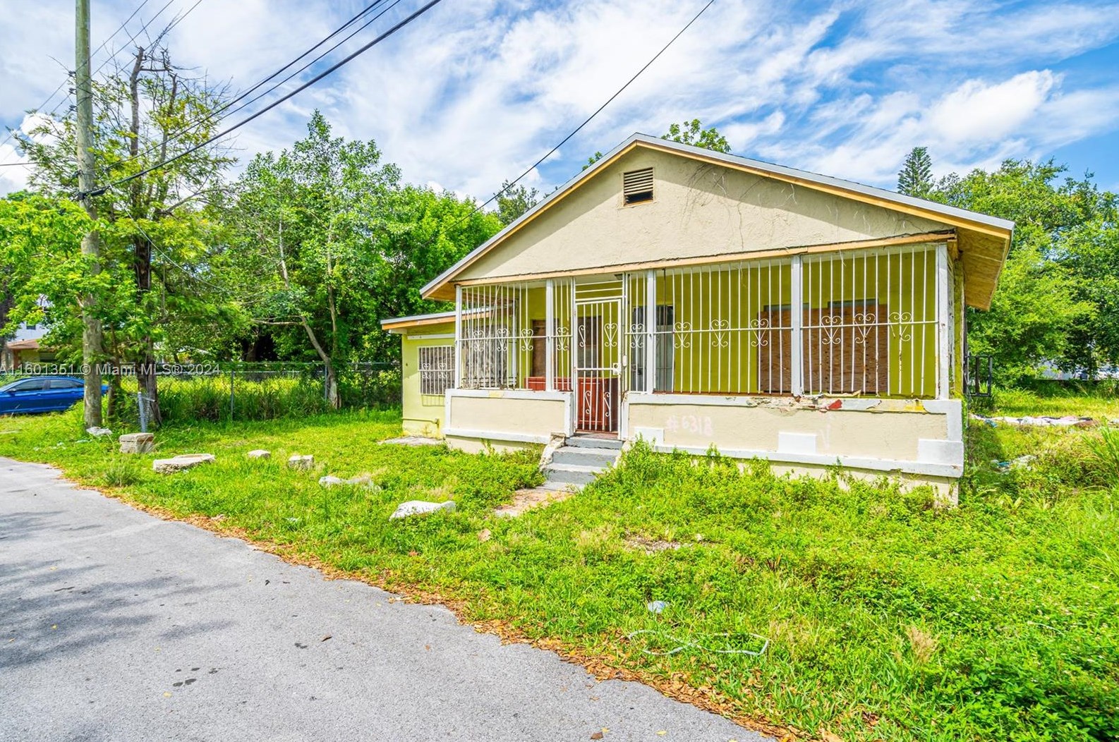 6318 19th Ct, Miami, FL 33147-7812