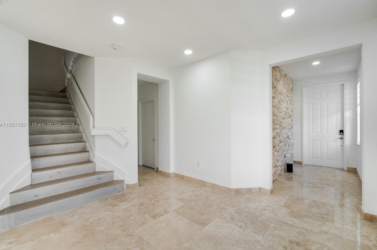 7500 107th Pl, Miami, FL 33178-2197