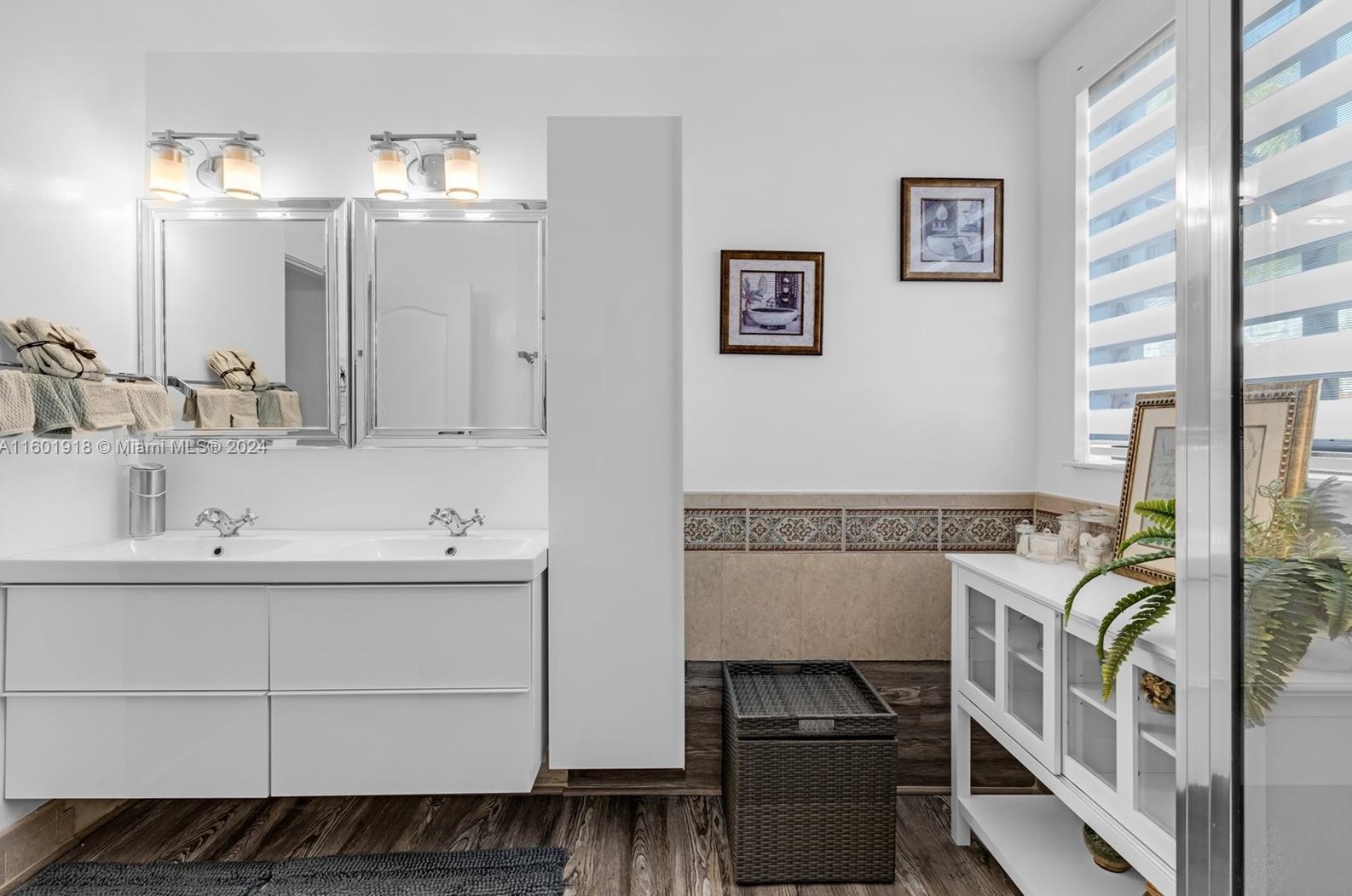 6441 163 Ct, Miami FL 33193-5644 exterior