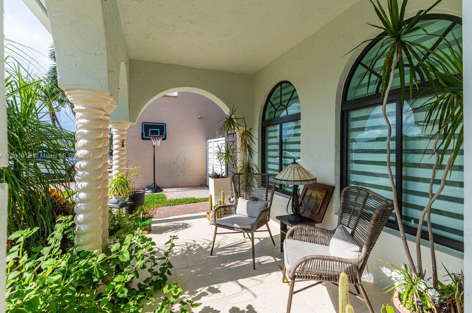 6441 163 Ct, Miami FL 33193-5644 exterior