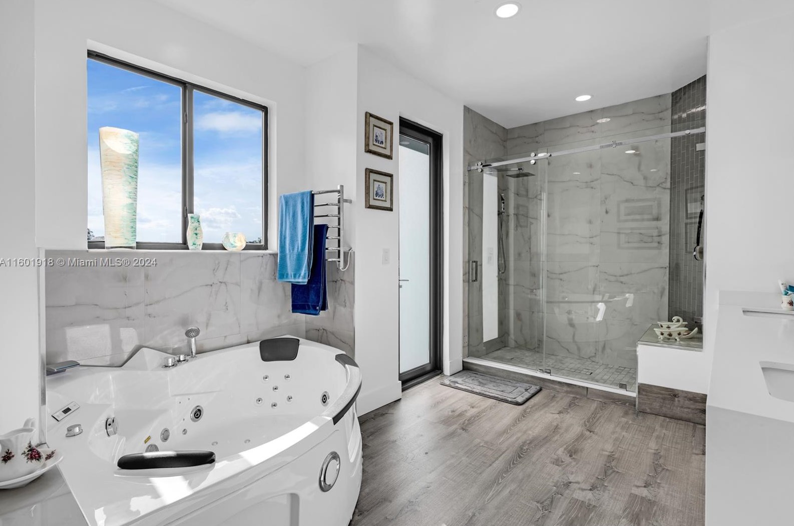 6441 163 Ct, Miami FL 33193-5644 exterior