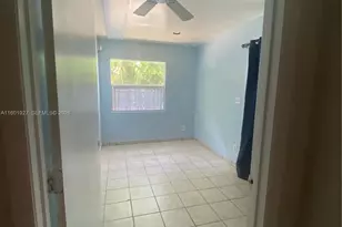 1739 SW 28th Terrace, Fort Lauderdale, FL 33312 - Photo 12