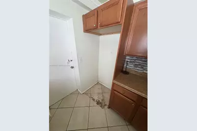 1739 SW 28th Ter, Fort Lauderdale, FL 33312 - Photo 8