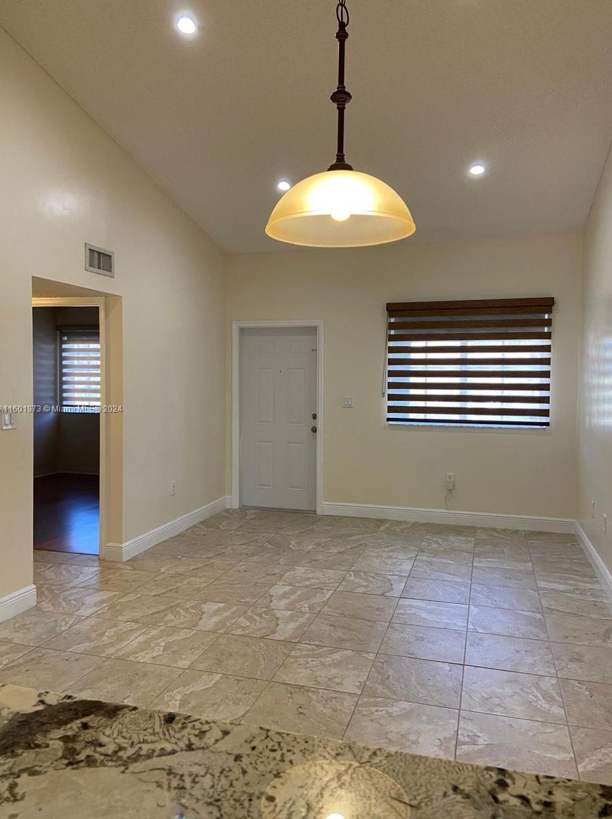7085 Nw 173rd Dr #408, Hialeah, FL 33015