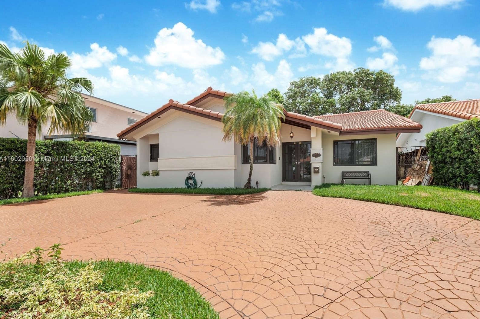 21 59th Ct, Miami, FL 33126-4745