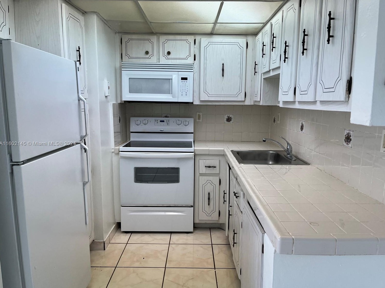 495 Nw 72nd Ave #402, Miami, FL 33126