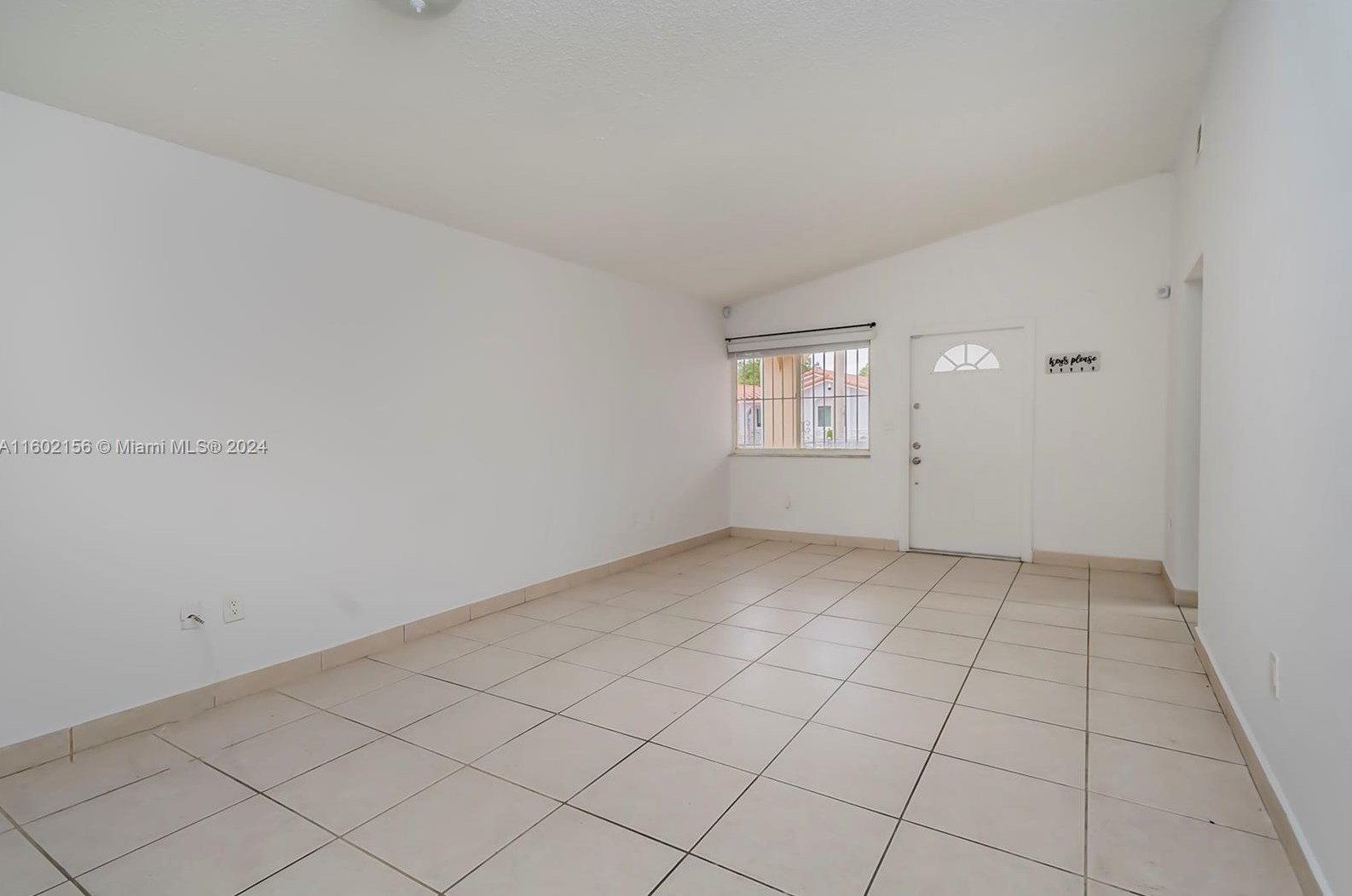 6430 W 25th Ln, Hialeah, FL 33016