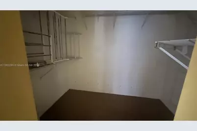 20281 E Country Club Dr #305, Aventura, FL 33180 - Photo 44