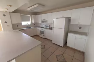 2780 NE 183rd St, Aventura, FL 33160 - Photo 28