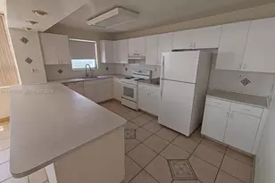 2780 NE 183rd St, Aventura, FL 33160 - Photo 20