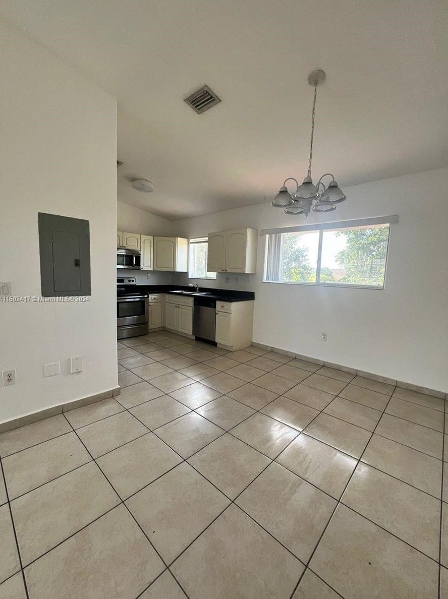 7281 Nw 174th Terrace #204, Hialeah, FL 33015