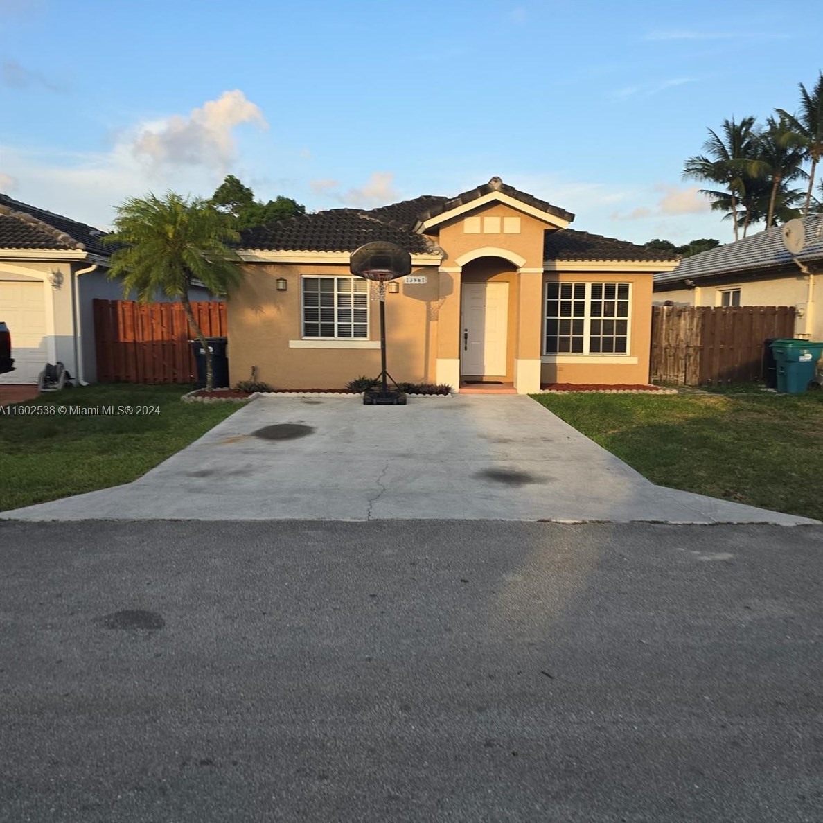 13961 150th Ct, Miami, FL 33196-5038