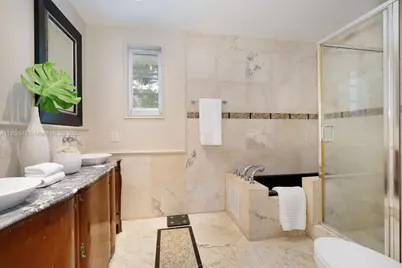 84 W Shore Dr, Coconut Grove, FL 33133 - Photo 8