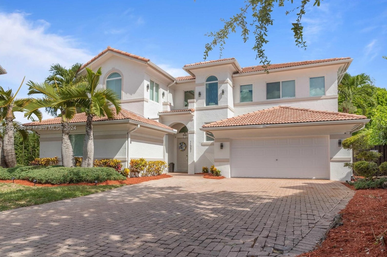 11351 Nw 71st St, Miami, FL 33178
