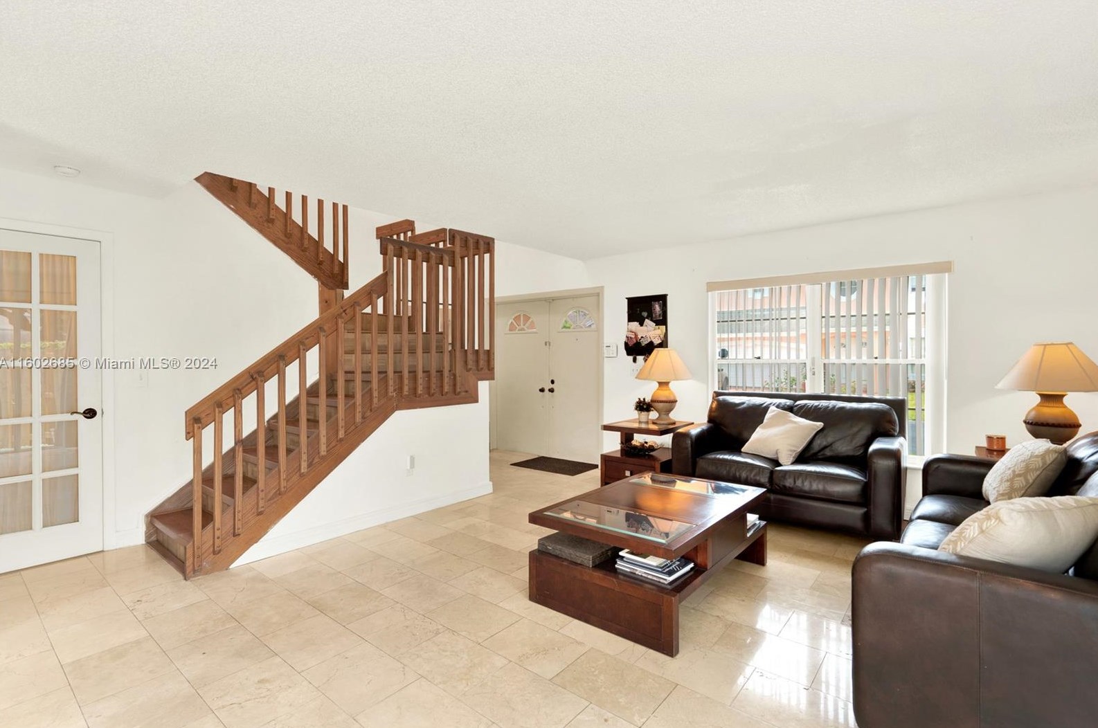 10000 51 Ln, Miami FL  33178-1943 exterior