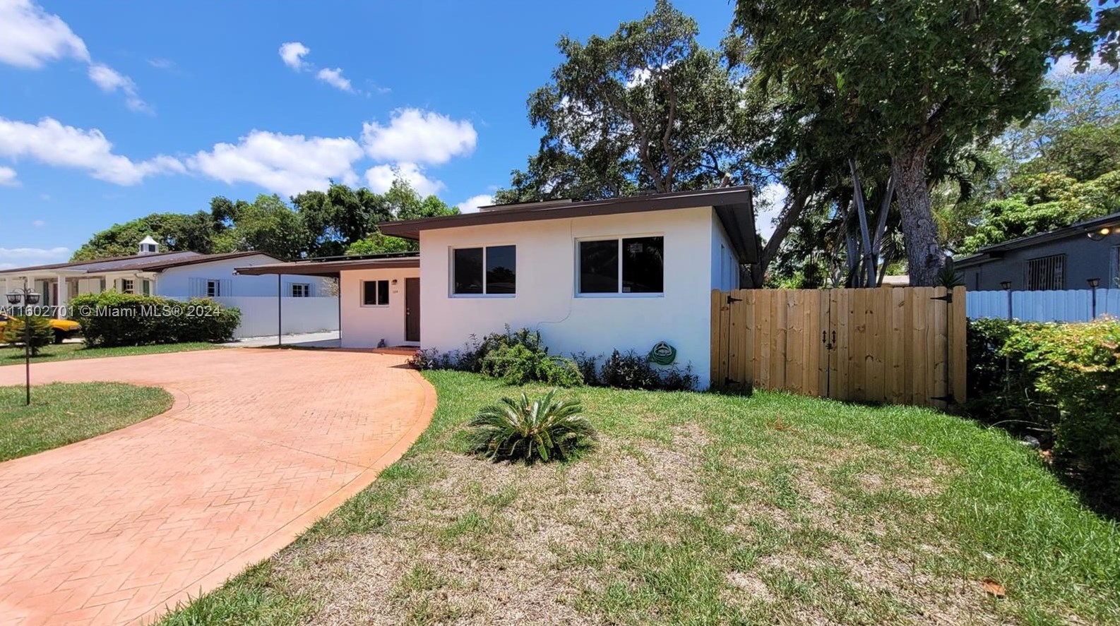 1335 Ne 136th St, Miami, FL 33161