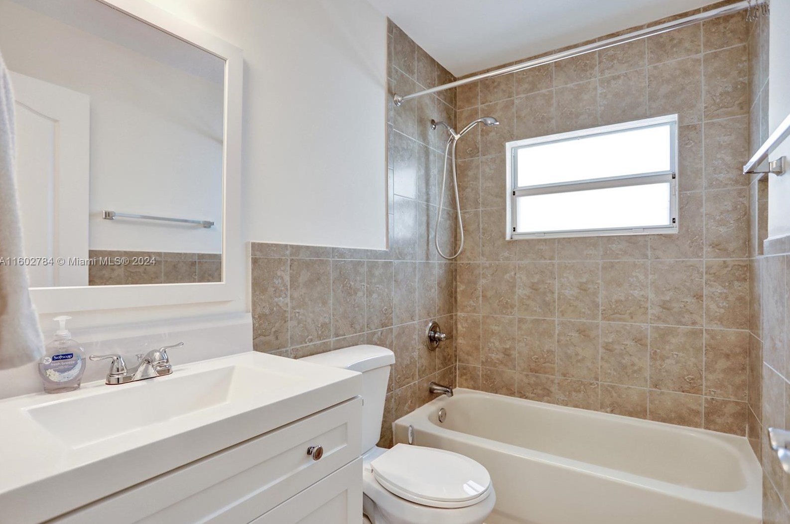 1305 30 Ct, Hollywood FL 33021-5000 exterior