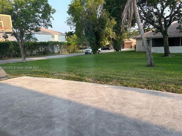 11360 20 St, Hollywood FL 33029-5237 exterior